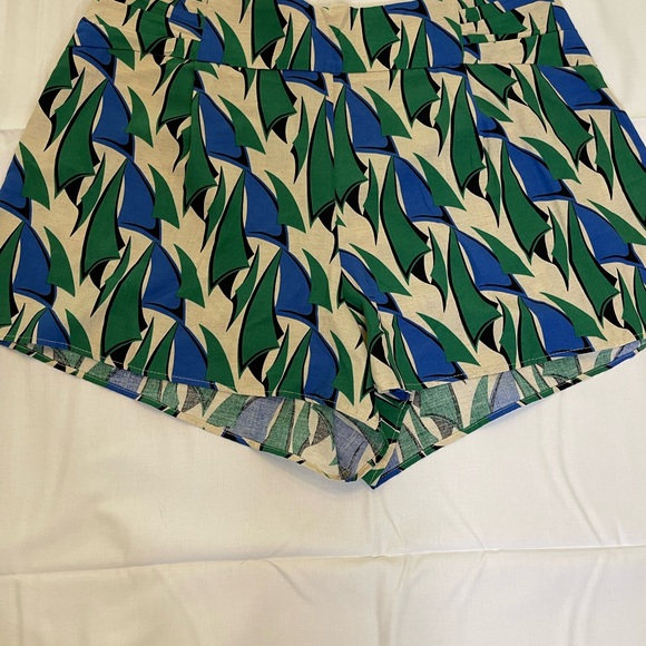 Zara Pants - New Zara Graphic Print High Waist Flowy Green Blue Shorts Bottoms Large‎